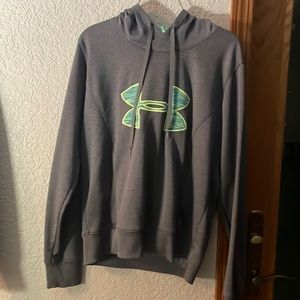 Under Armour Sweatshirt